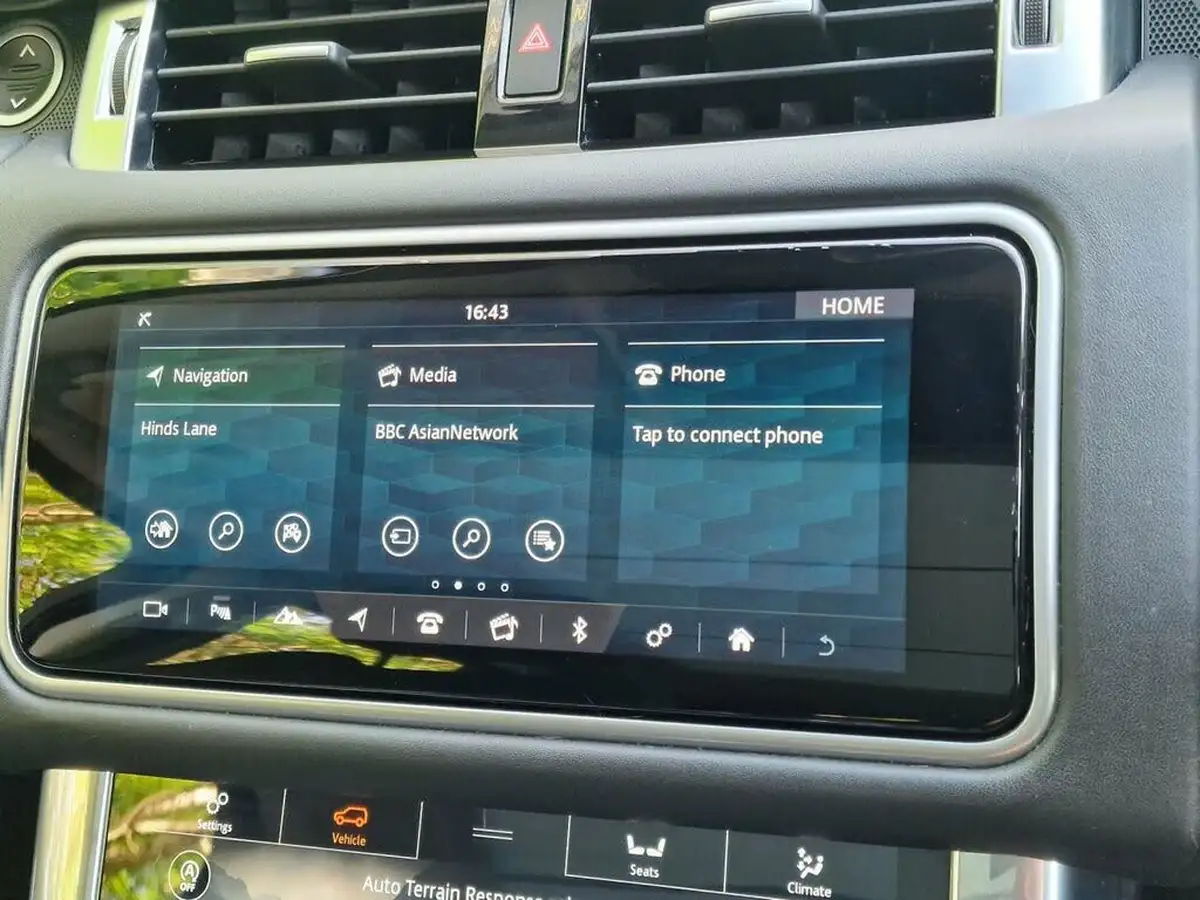 2018-land-rover-range-rover-sport-20-p400e-hse-dynamic-big-24