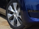 2022-tesla-model-y-e-long-range-small-8