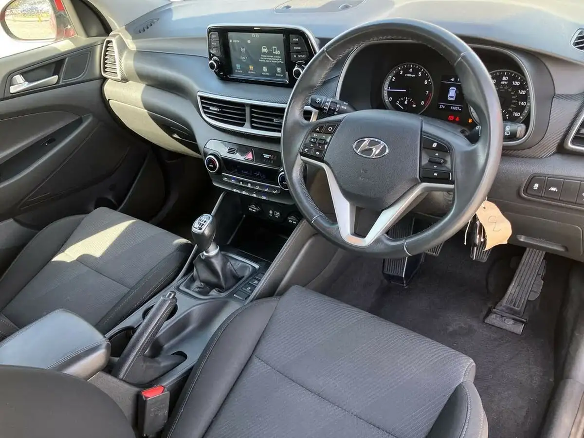 2018-hyundai-tucson-16-gdi-s-connect-big-7