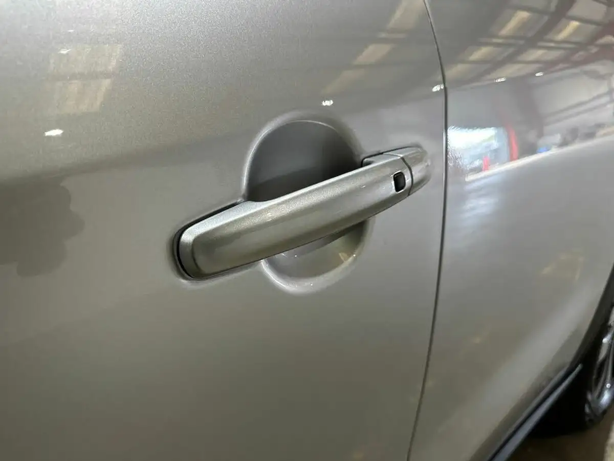 2024-suzuki-s-cross-15-ultra-allgrip-big-21