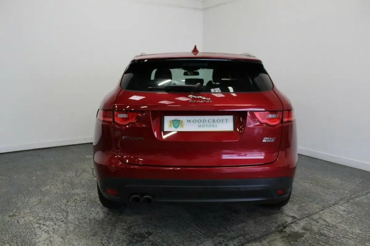 2016-jaguar-f-pace-20-i4d-r-sport-awd-auto-big-9