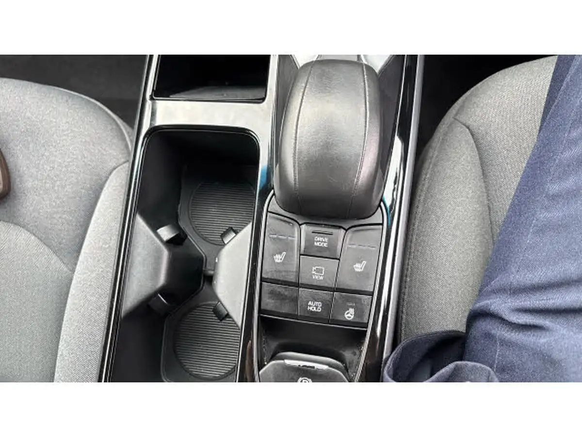 2022-hyundai-ioniq-e-premium-electric-big-35