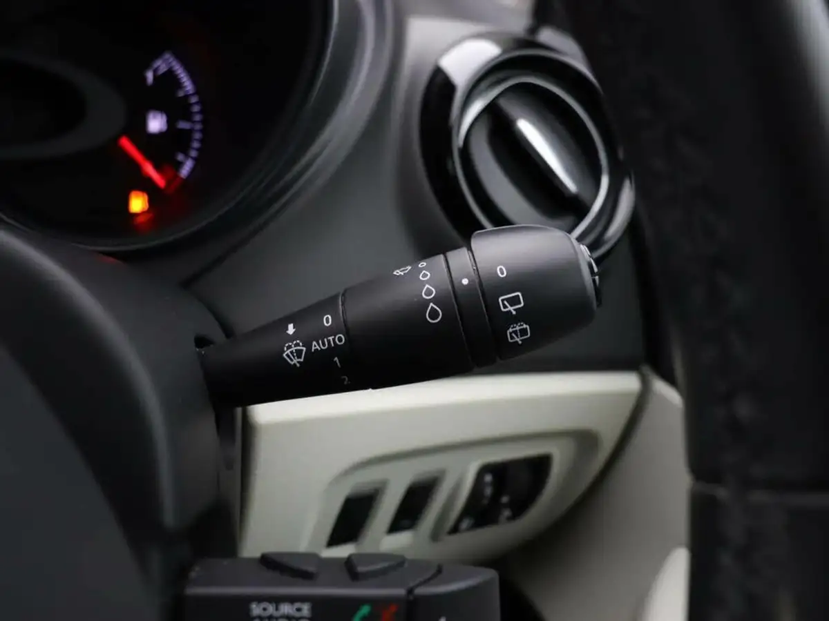 2018-renault-captur-12-tce-signature-s-nav-edc-auto-big-22