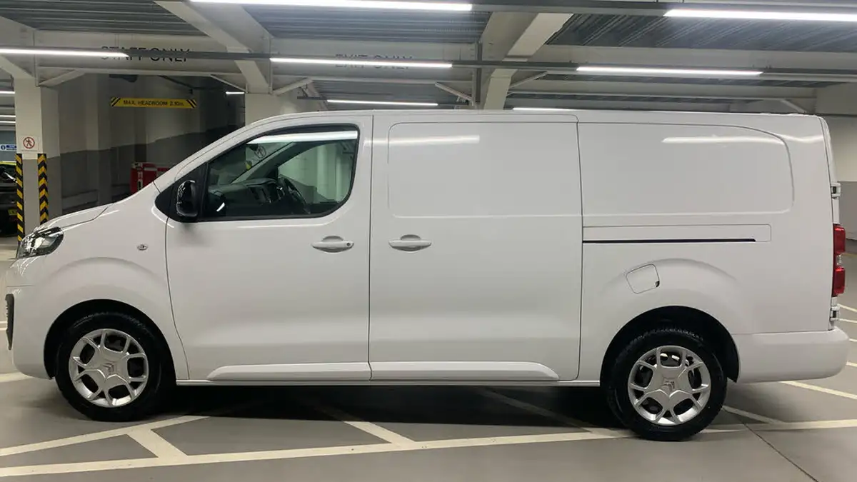 2023-citroen-dispatch-15bluehdi-driver-edition-xl-big-5