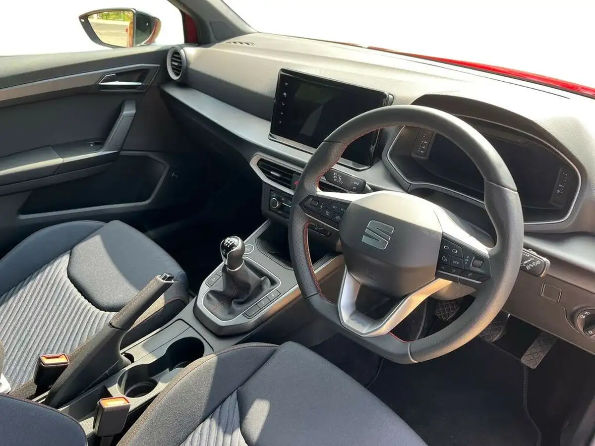 2024-seat-arona-10-tsi-fr-limited-edition-big-4