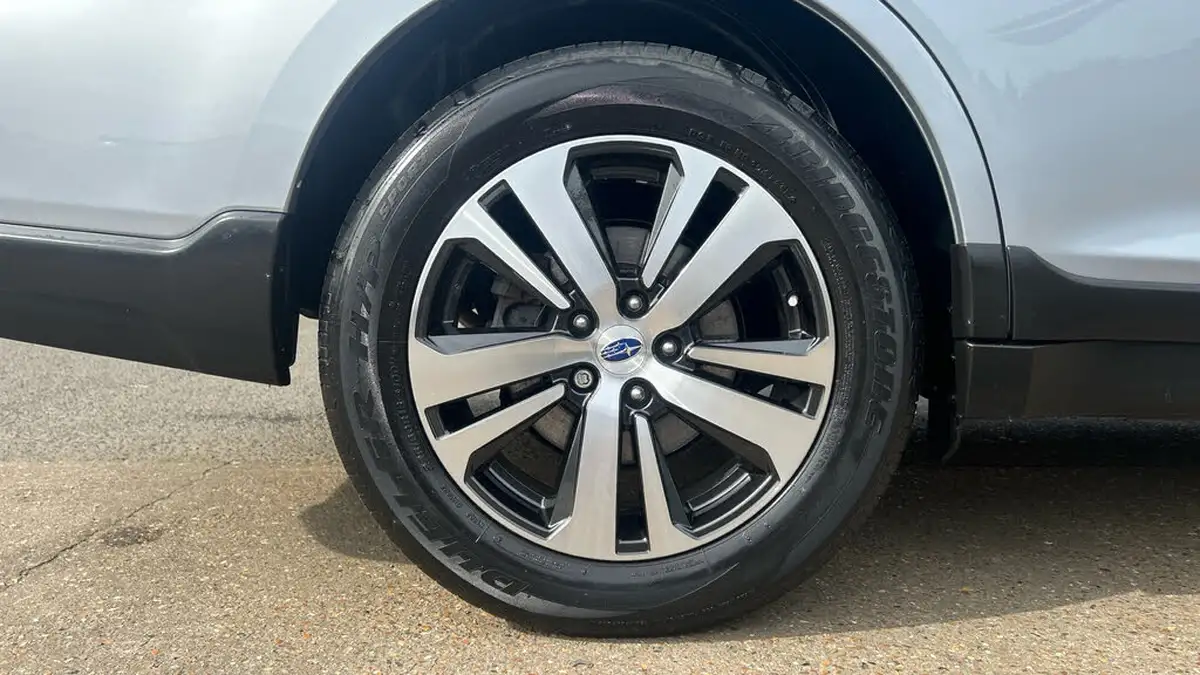 2019-subaru-outback-25i-se-premium-big-17