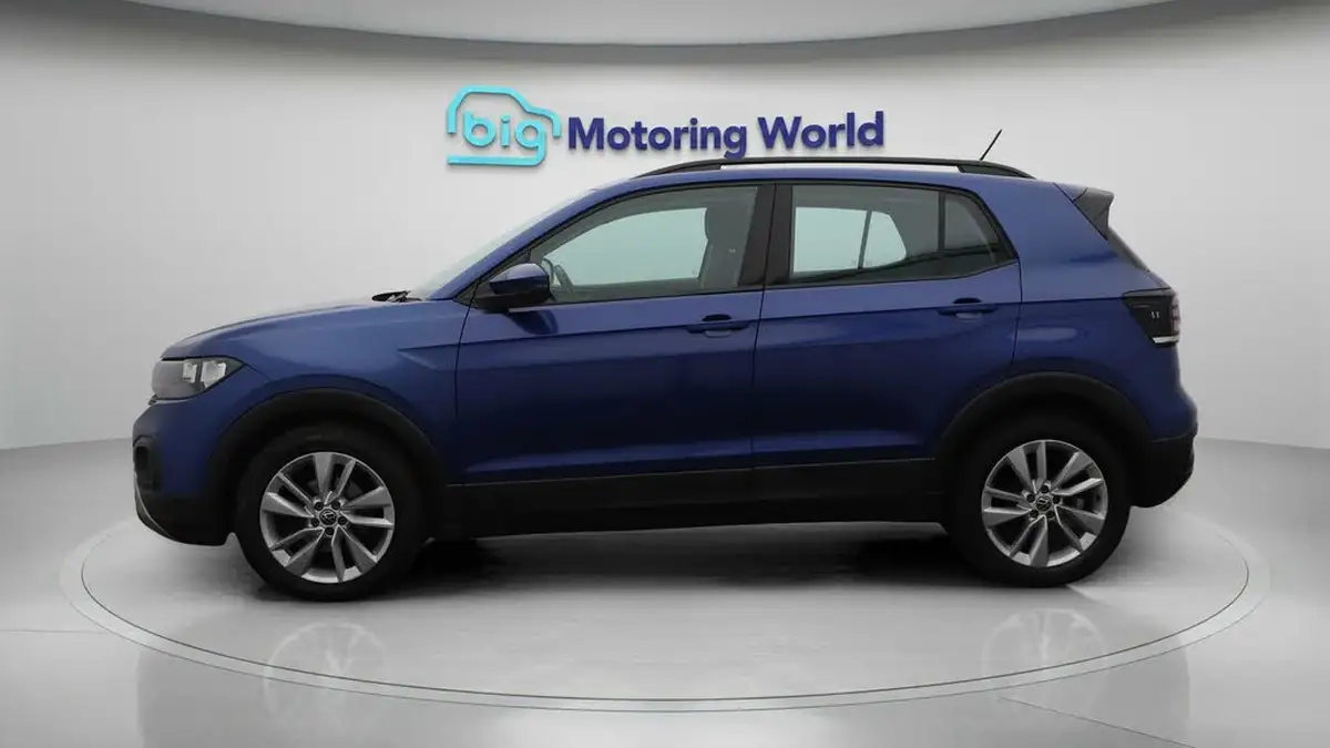 2021-volkswagen-t-cross-big-4