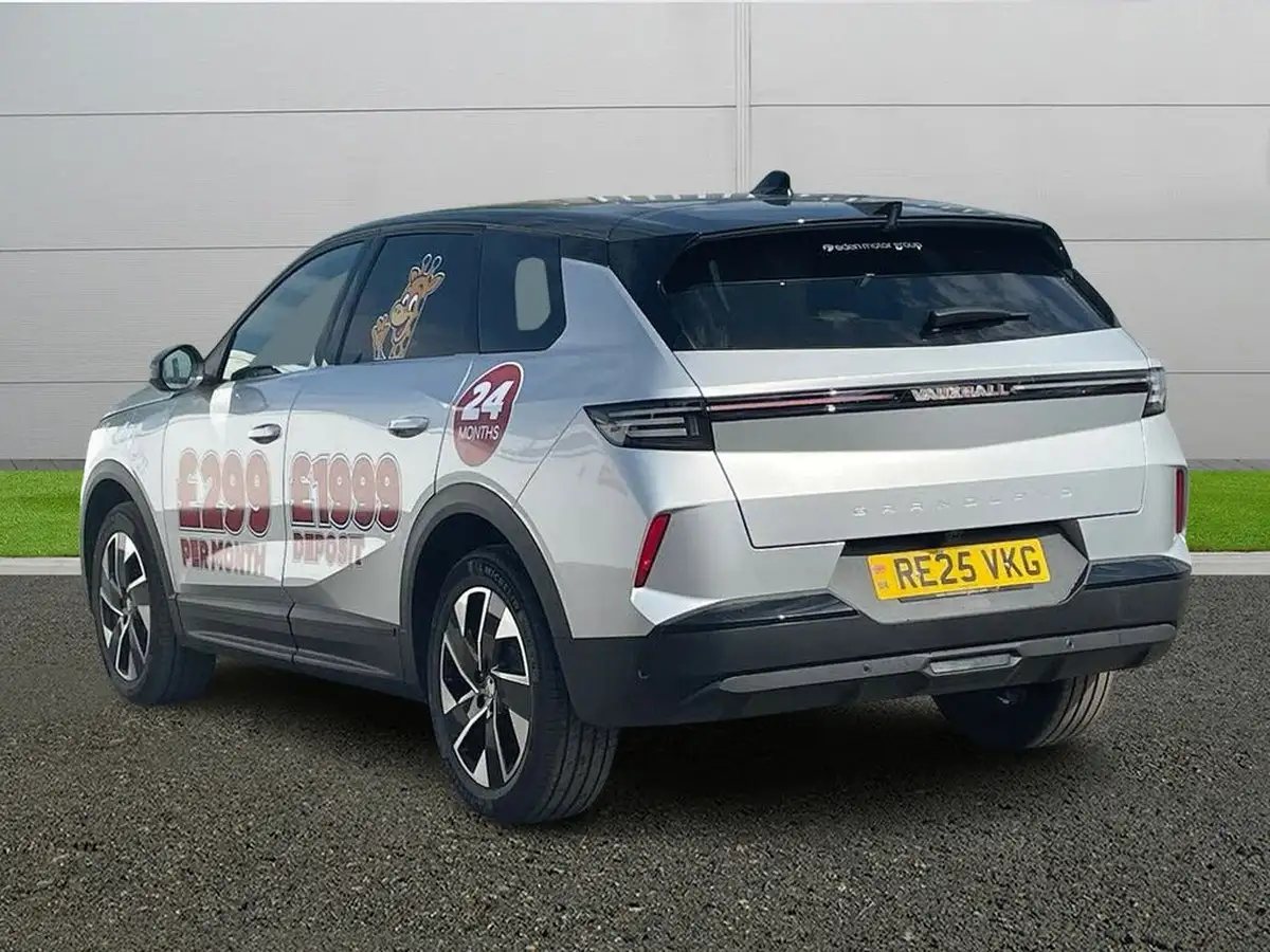 2025-vauxhall-grandland-12-gs-big-4