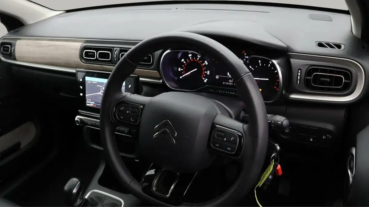 2022-citroen-c3-12-puretech-shine-plus-83ps-ss-big-8