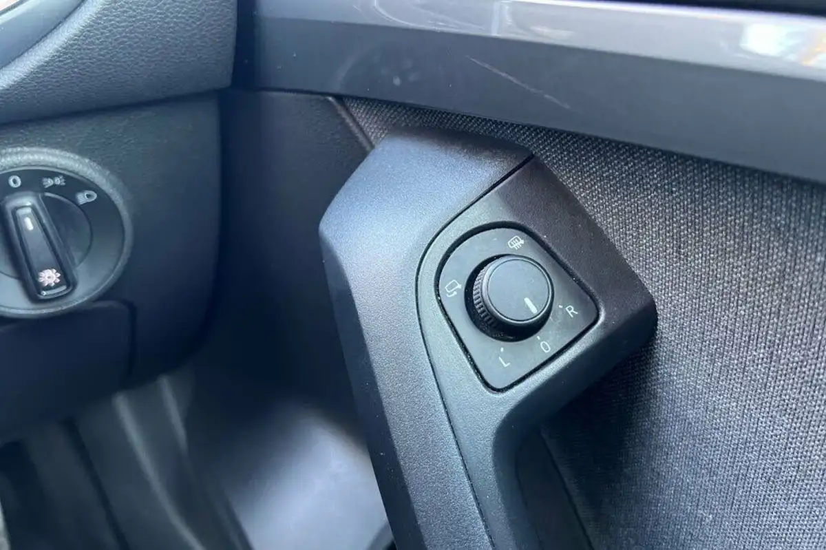2023-seat-ateca-10-tsi-se-technology-big-30