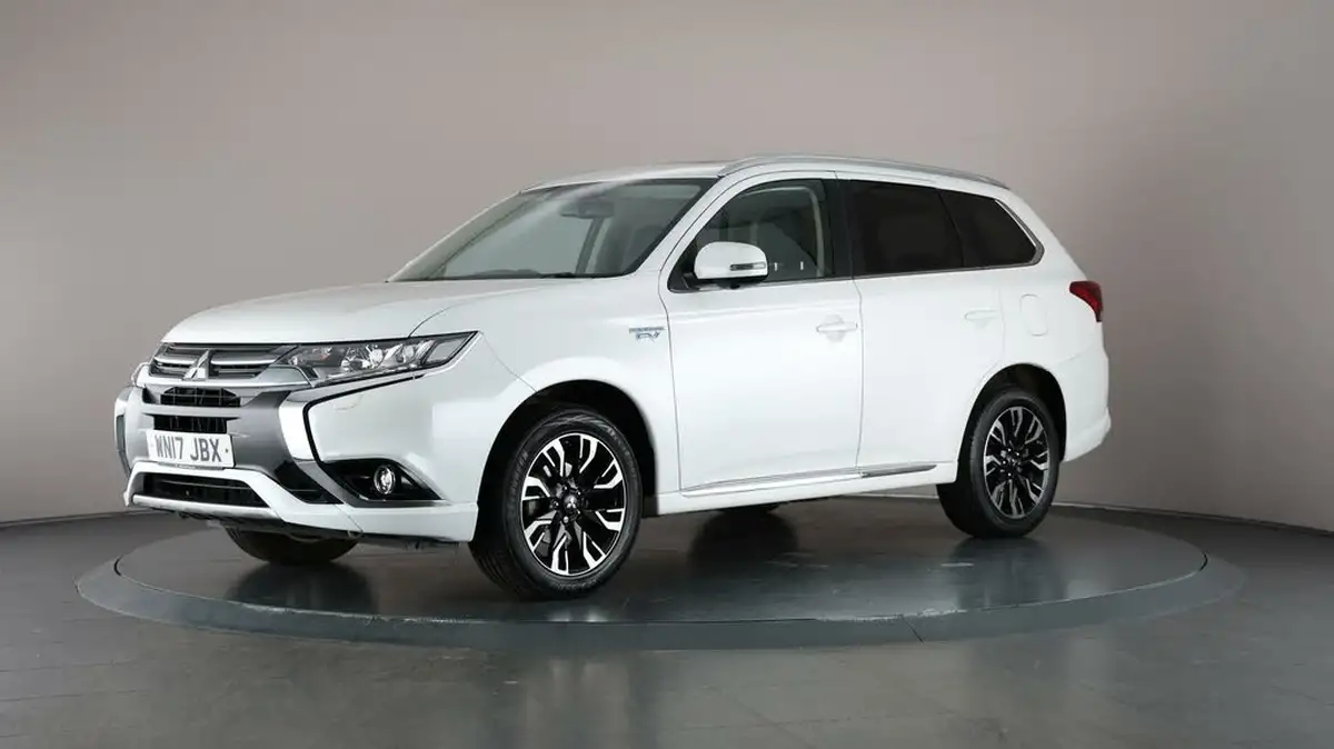 2017-mitsubishi-outlander-20-4hs-phev-5st-big-39