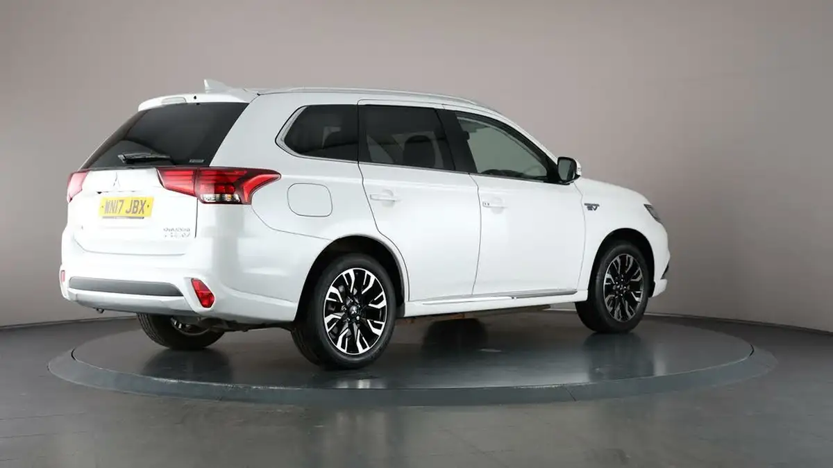 2017-mitsubishi-outlander-20-4hs-phev-5st-big-63