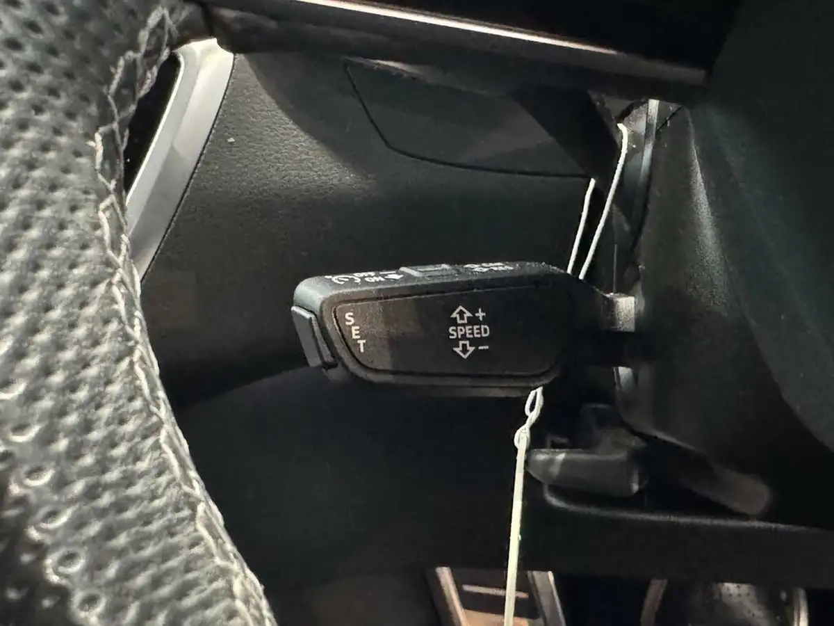 2021-audi-a6-avant-20-40-tdi-black-edition-big-33