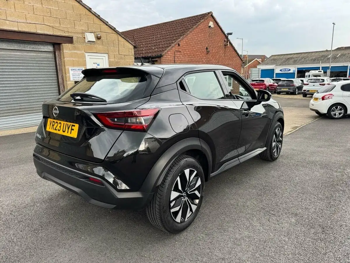 2023-nissan-juke-10-dig-t-acenta-big-6