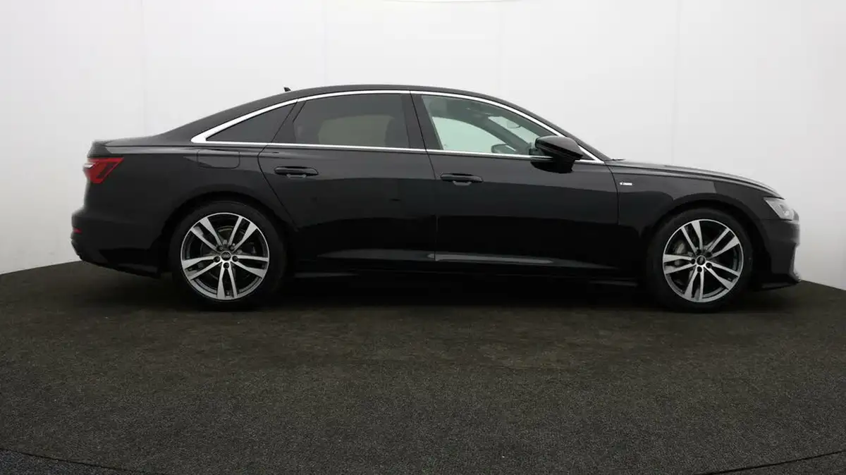 2022-audi-a6-saloon-20-40-tfsi-s-line-big-31