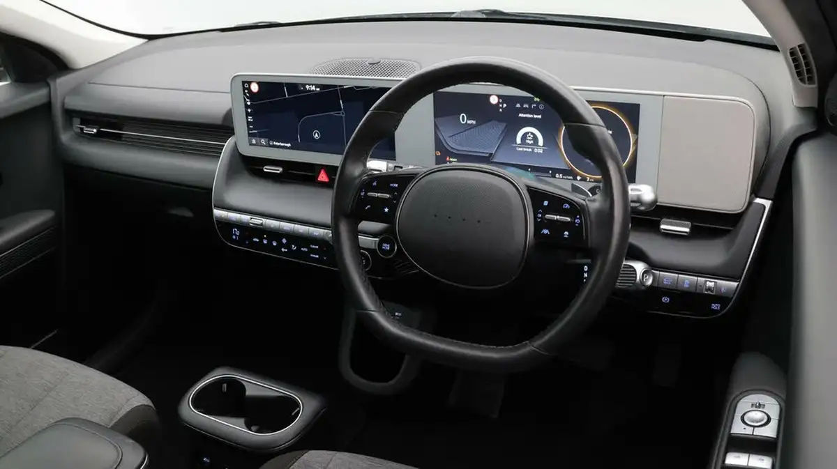 2022-hyundai-ioniq-5-e-premium-217ps-73kwh-rwd-big-9
