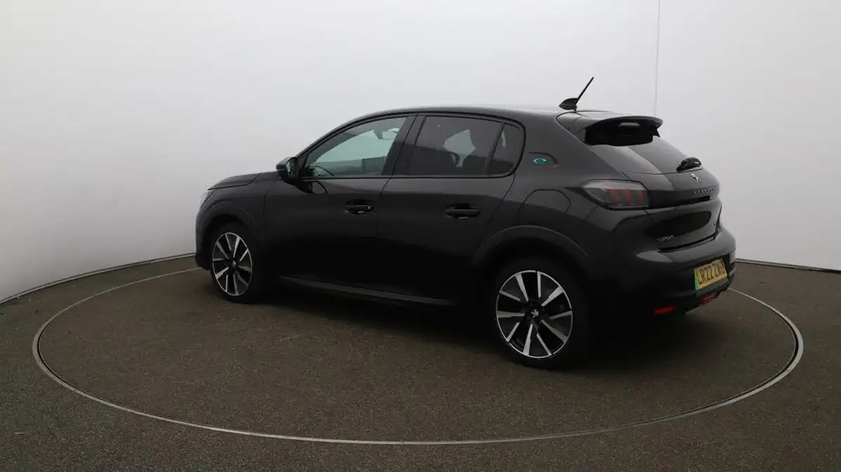 2022-peugeot-208-e-gt-136bhp-50kwh-big-28