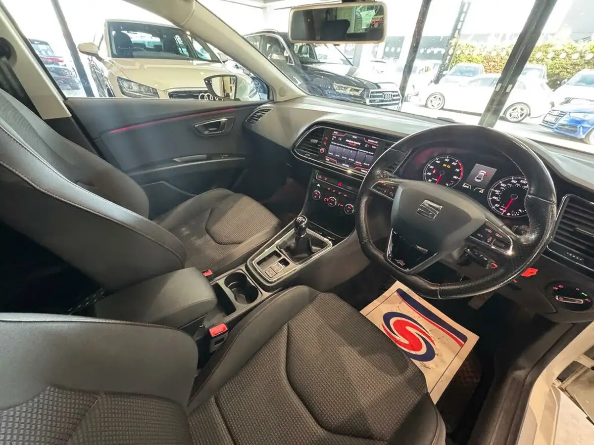 2018-seat-leon-14-tsi-fr-technology-hatchback-5d-big-11