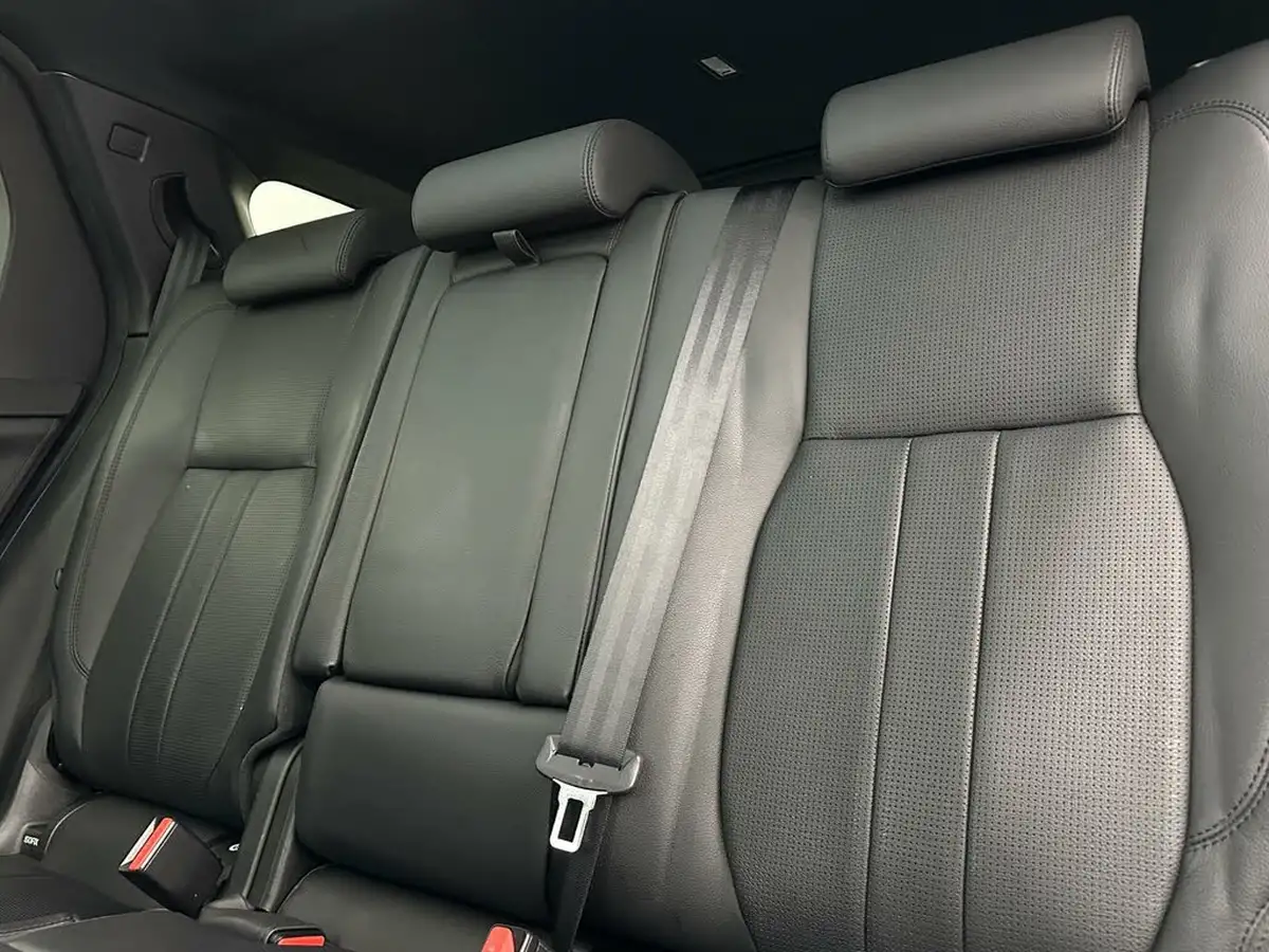 2019-land-rover-discovery-sport-20td4-landmark-big-35