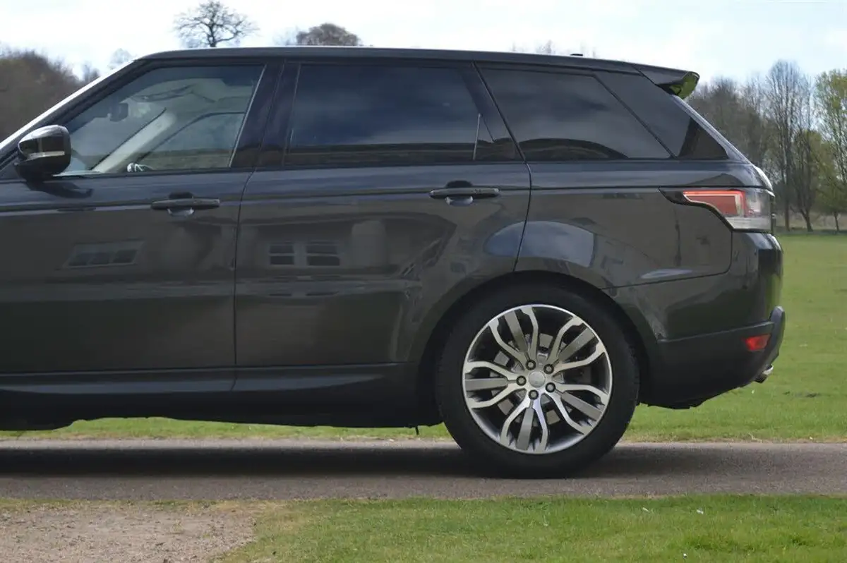 2016-land-rover-range-rover-sport-30-sd-v6-hse-dynamic-30sd-306bhp-awd-auto-big-12