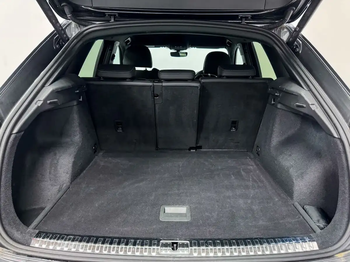 2022-audi-q3-20-40-tfsi-s-line-station-wagon-big-7