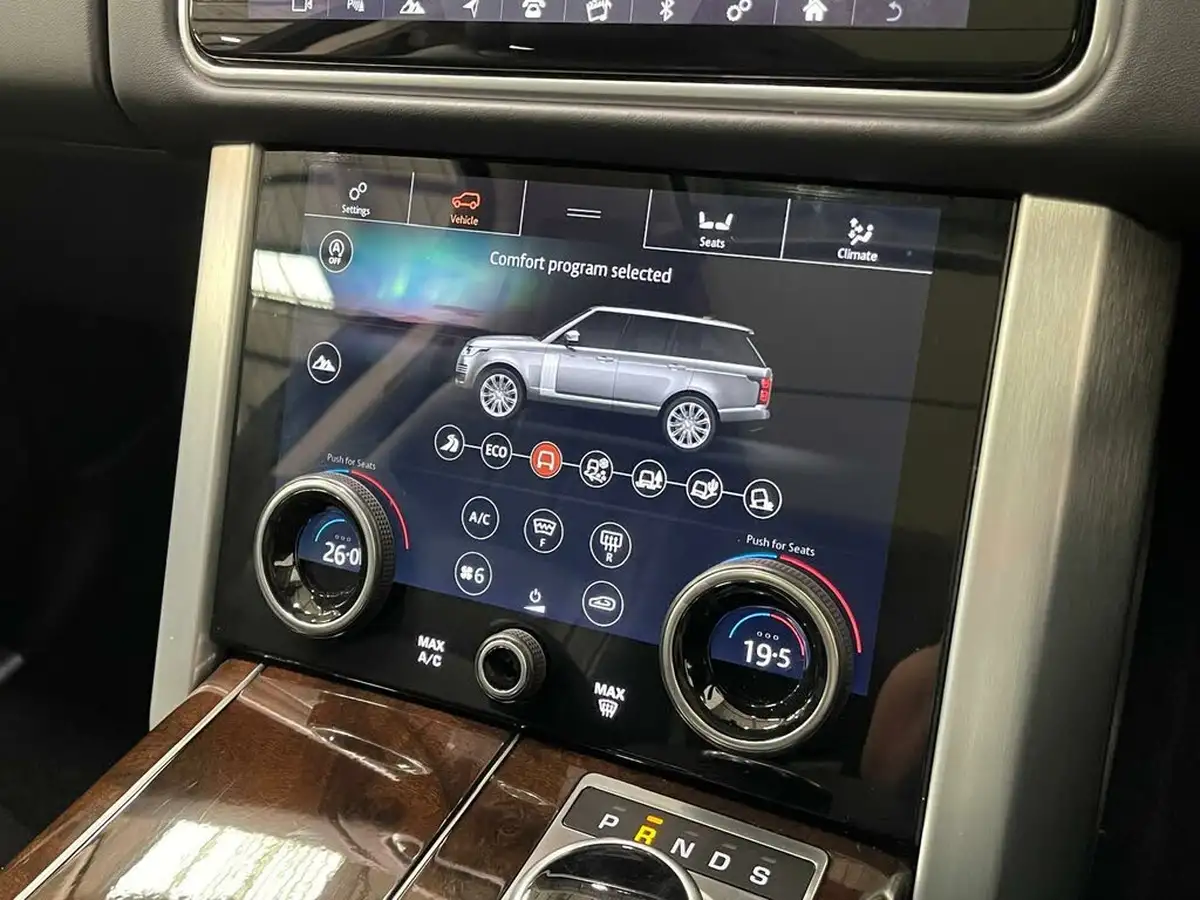 2022-land-rover-range-rover-30-d300-vogue-big-18