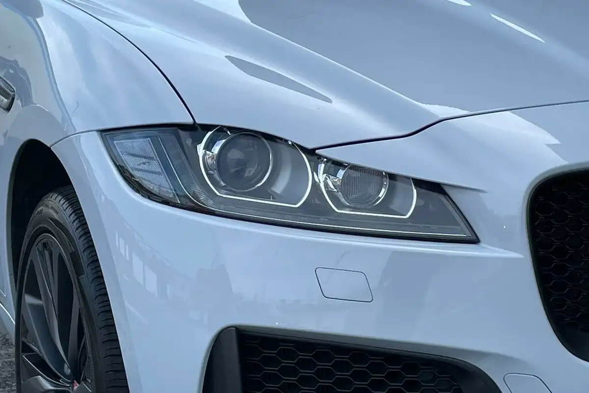2019-jaguar-f-pace-30td-300-sport-big-25