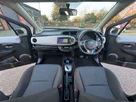 2014-toyota-yaris-15-vvt-i-icon-hybrid-small-27