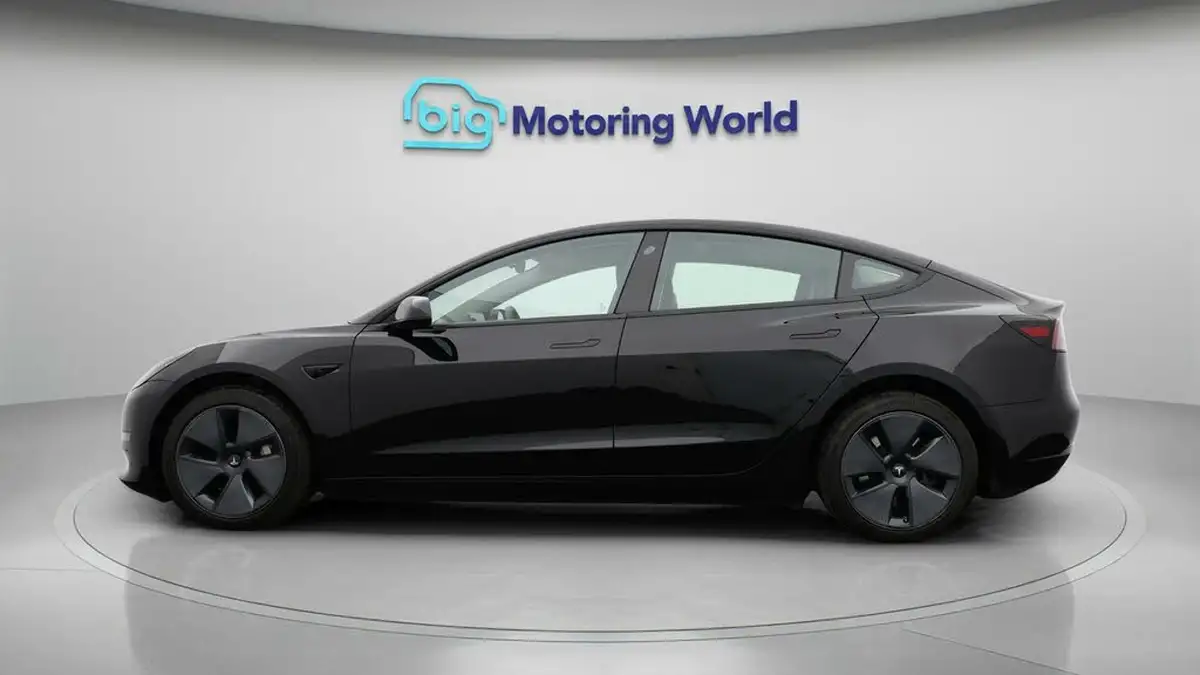 2021-tesla-model-3-e-long-range-awd-big-3