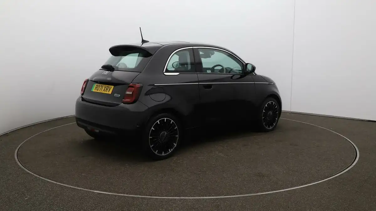 2021-fiat-500-e-la-prima-big-47