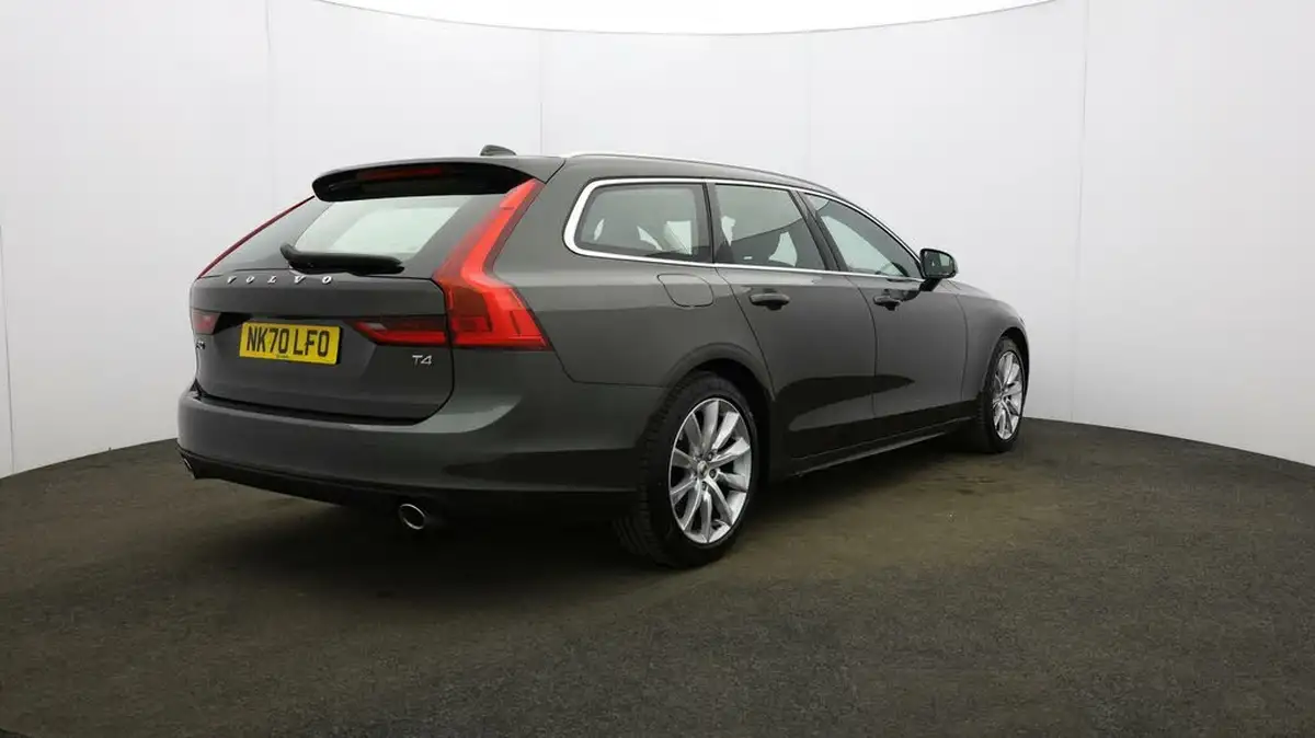 2020-volvo-v90-20-t4-momentum-plus-big-6