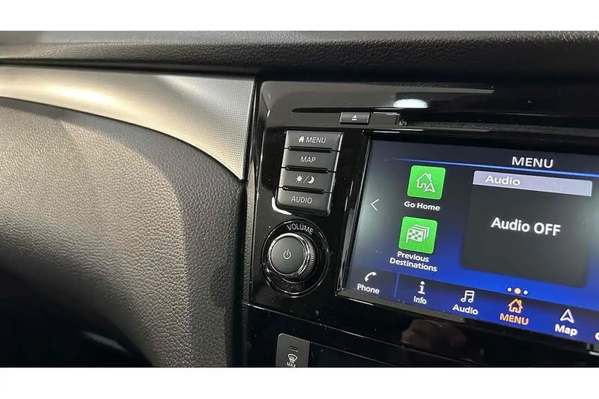 2021-nissan-qashqai-13-dig-t-n-motion-140ps-big-34