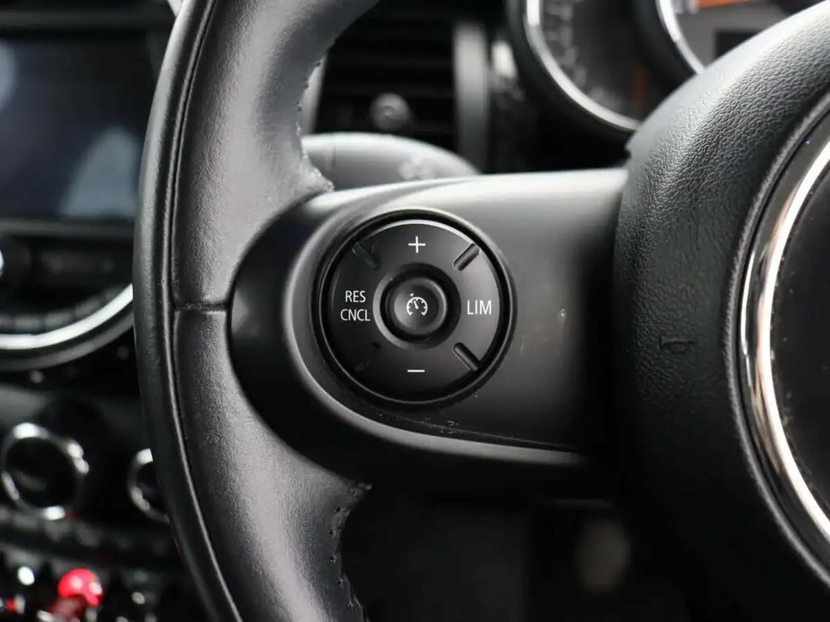 2019-mini-cooper-20-cooper-s-classic-189bhp-hatchback-5d-big-20