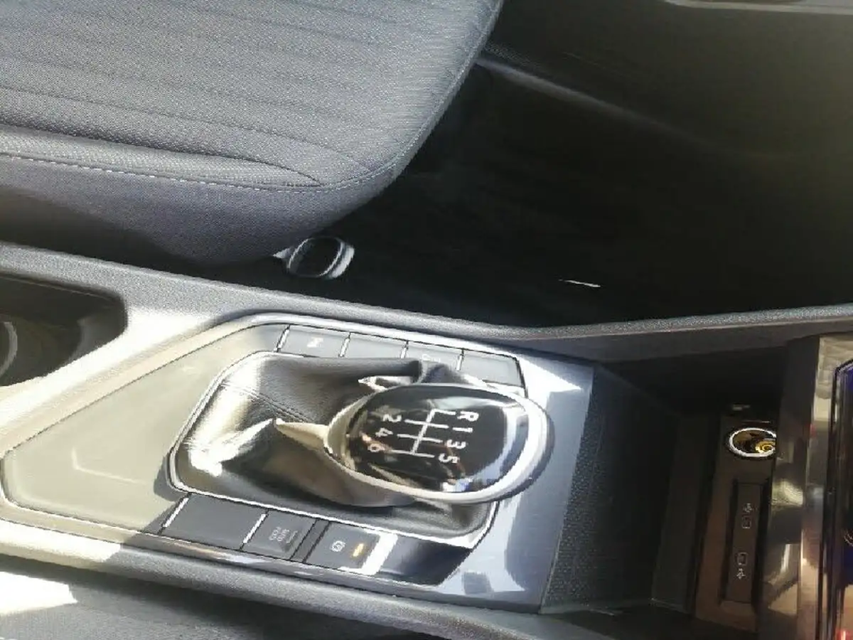 2024-volkswagen-tiguan-allspace-15-tsi-life-big-15