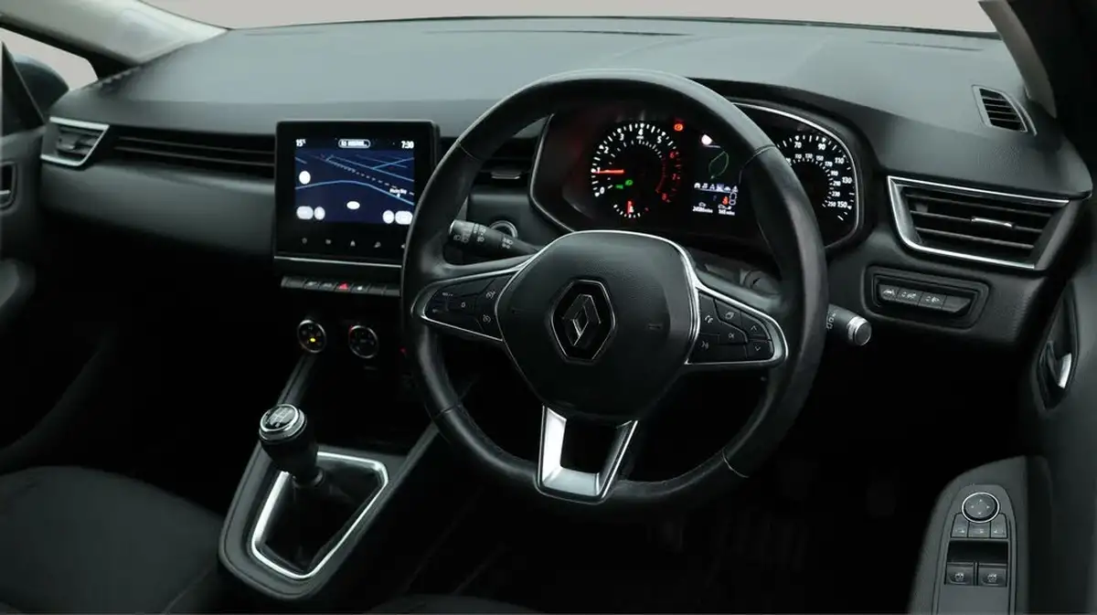 2019-renault-clio-10-sce-iconic-big-9