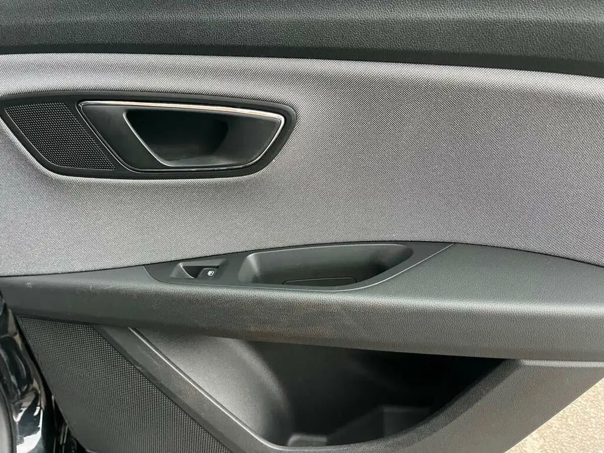 2019-seat-leon-10-tsi-se-dynamic-estate-big-44