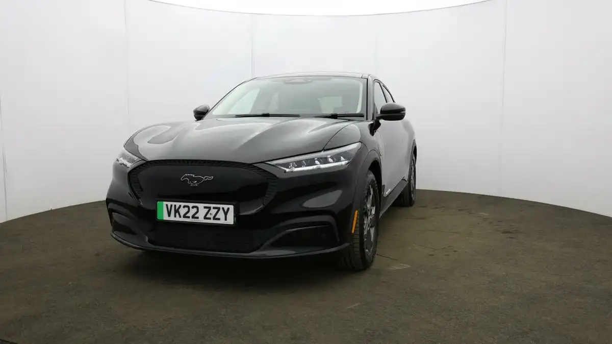 2022-ford-mustang-mach-e-e-standard-range-big-31