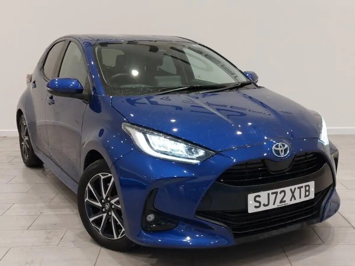 2022-toyota-yaris-15-vvt-i-design-big-0