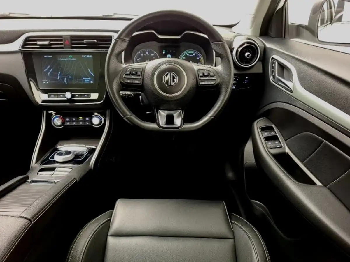 2021-mg-zs-suv-e-exclusive-ev-big-6