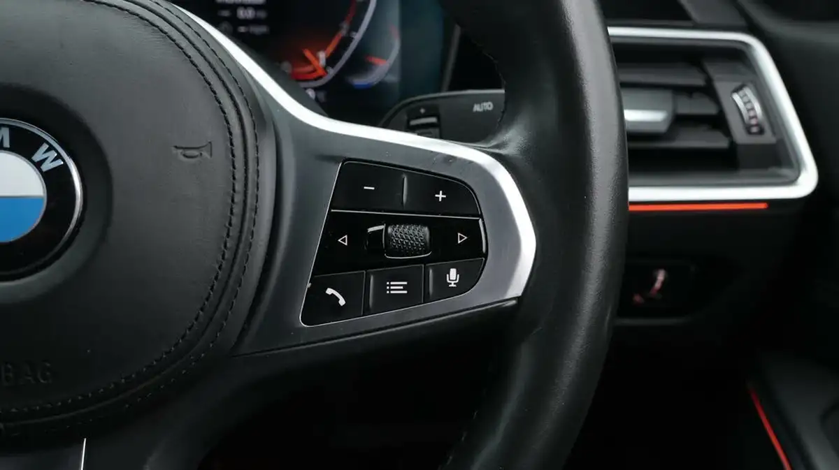 2021-bmw-3-series-20-318i-m-sport-saloon-4d-big-25