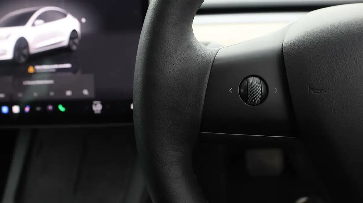 2022-tesla-model-3-e-long-range-big-20