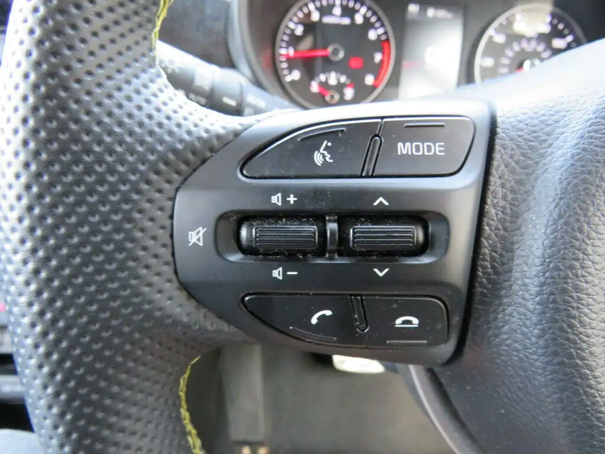 2023-kia-picanto-10-x-line-s-auto-seq-big-18