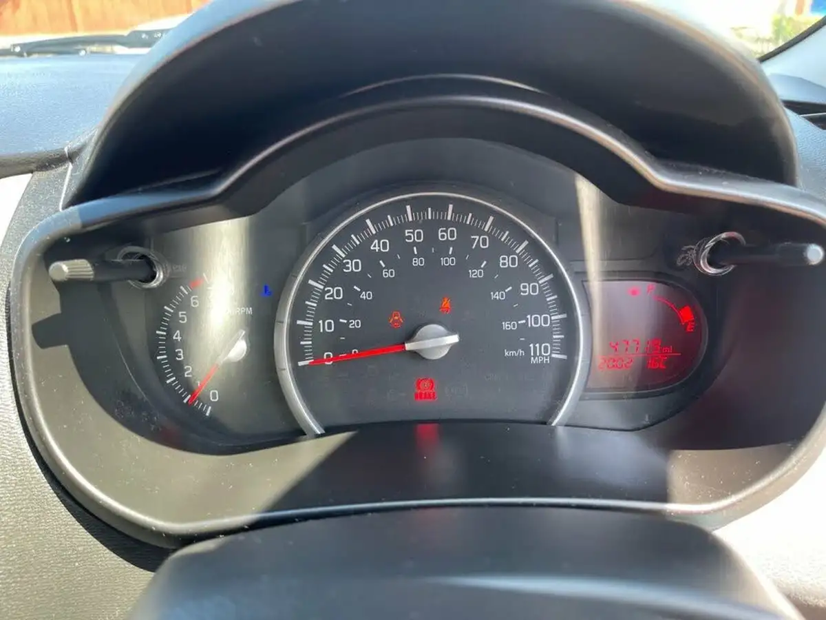 2015-suzuki-celerio-10-sz2-big-10