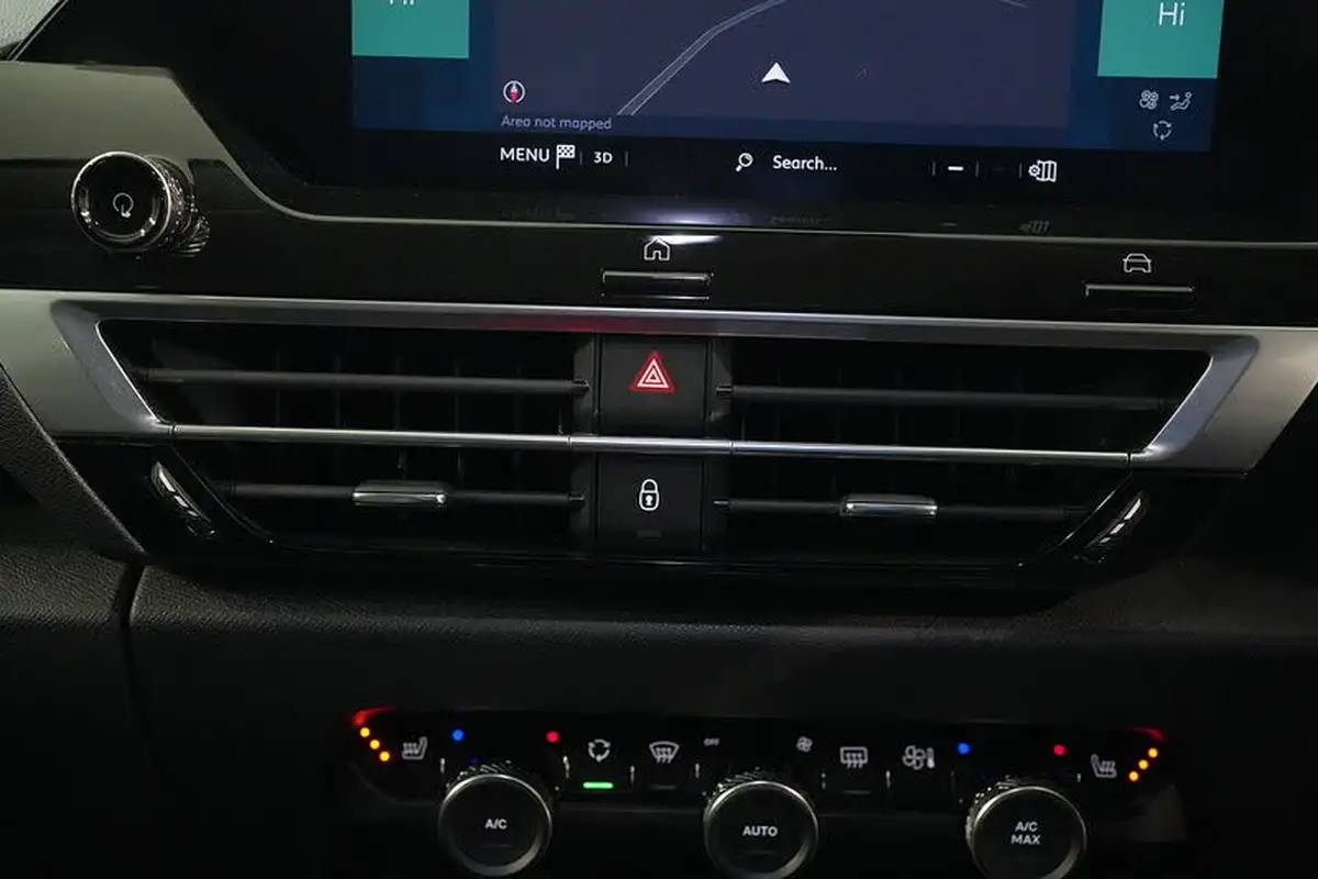 2022-citroen-c4-e-shine-plus-big-33