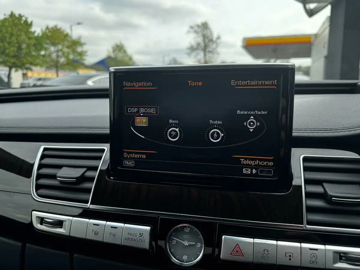 2016-audi-s8-40-tfsi-quattro-520ps-big-30
