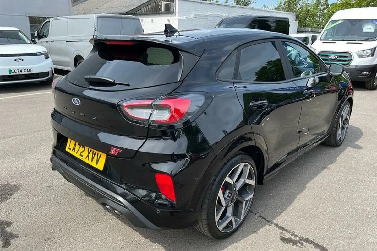 2022-ford-puma-suv-15-st-big-35