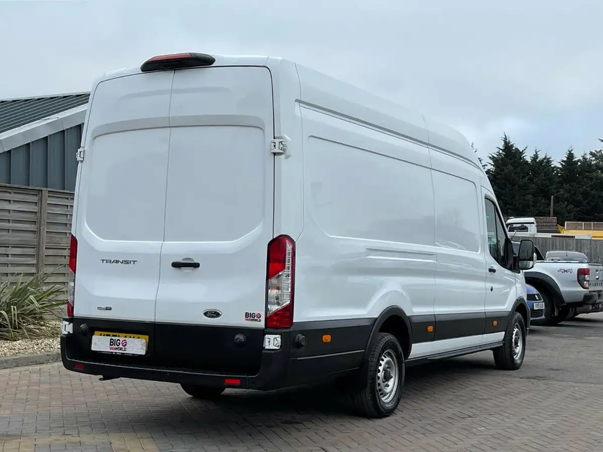 2021-ford-transit-20tdci-350-l4h3-leader-hybrid-130pseu6dt-big-3