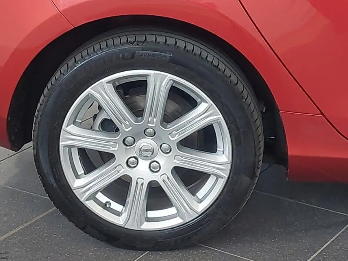2019-volvo-v40-15-t3-inscription-big-14