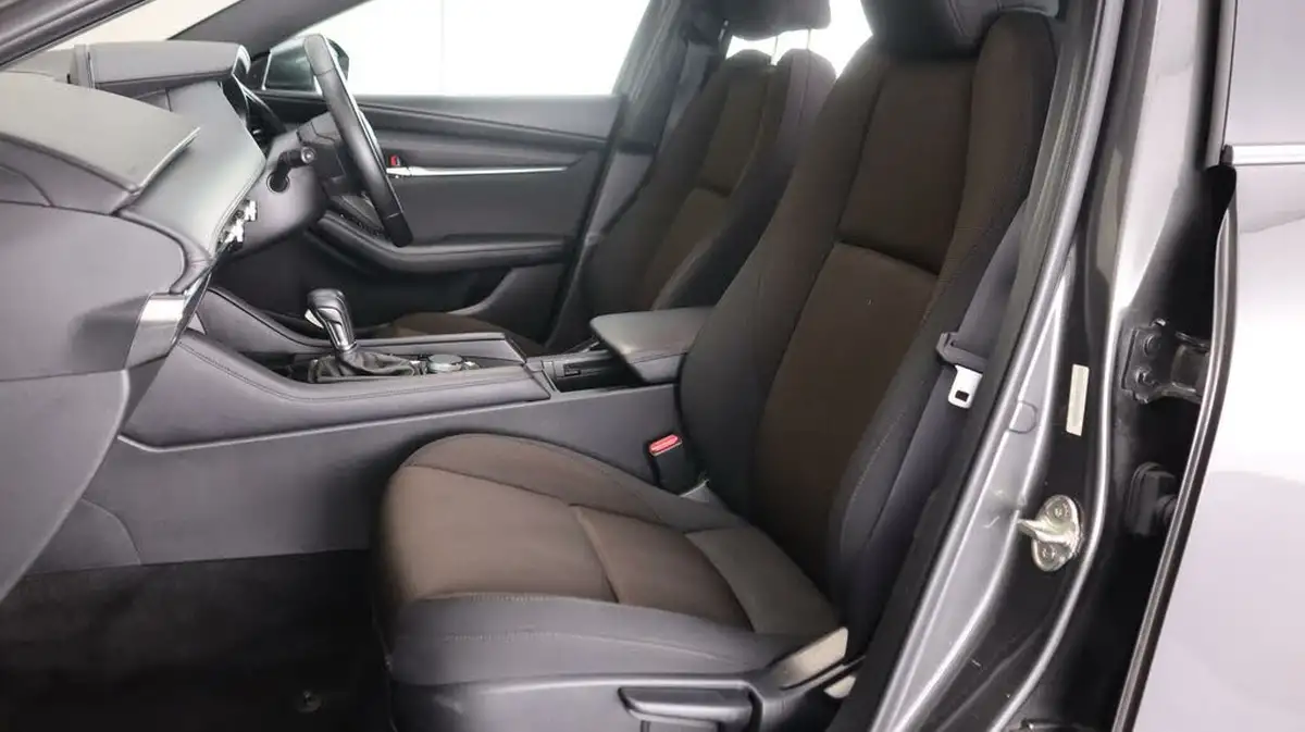2022-mazda-mazda3-20-se-l-lux-122ps-hatchback-5d-auto-big-13