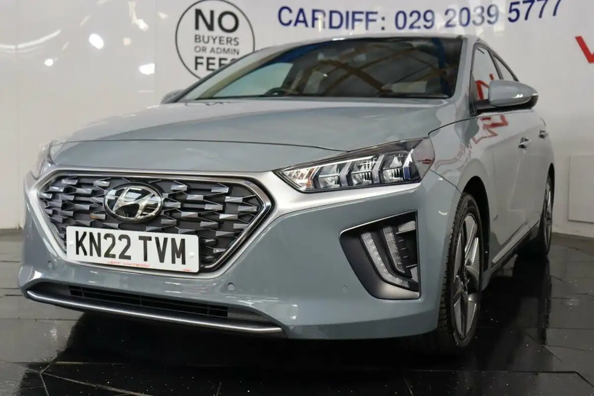2022-hyundai-ioniq-16-gdi-premium-se-hybrid-big-11
